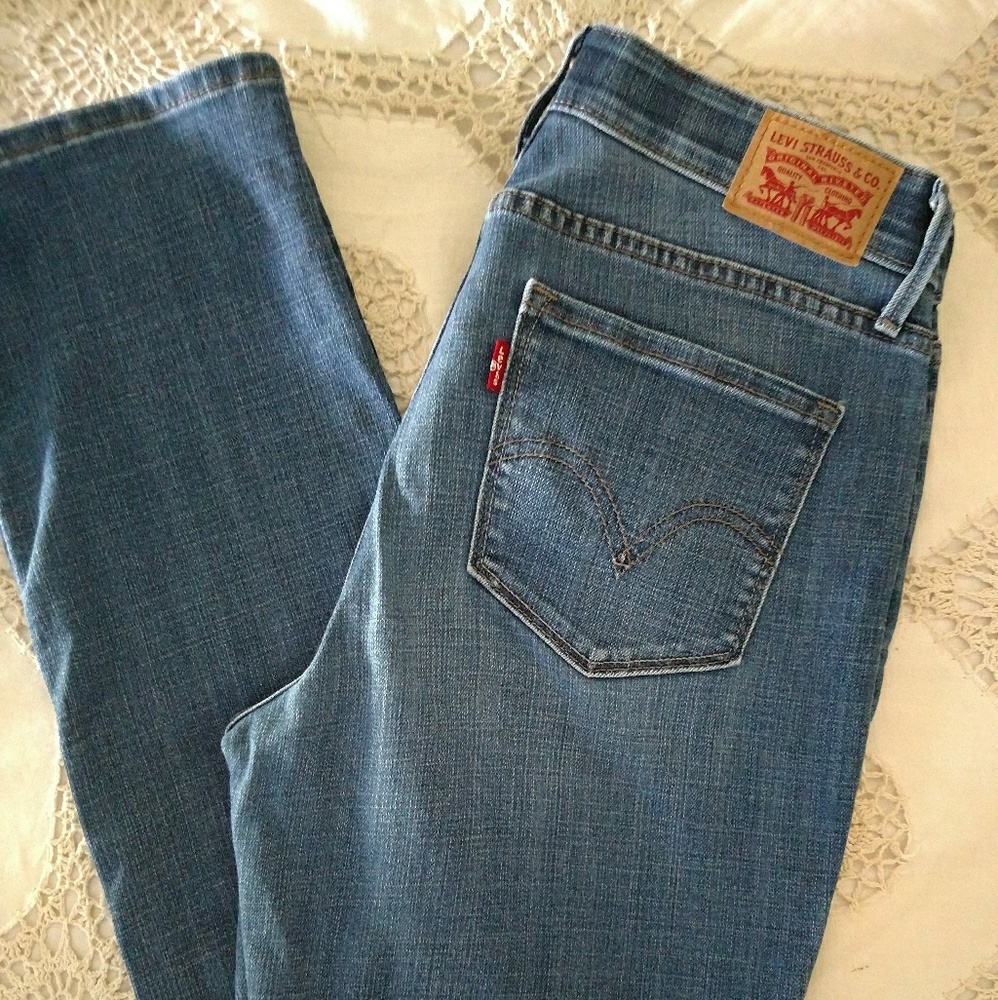 Levi's
